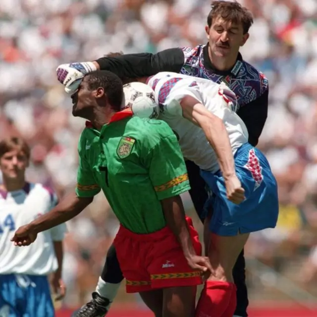 Çerşesov 1994'te ABD'de düzenlenen Dünya Kupası'nda Rusya'nın kalecisiydi.