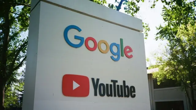 شعار شركة "يوتيوب" مع شركة غوغل