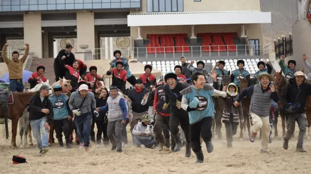 "Көк бөрү" тасмасы тартылып жаткан учур