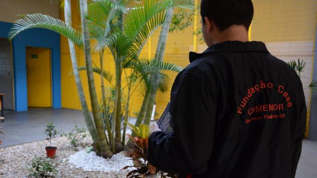 Adolescentecomo fazer aposta de futebol na betanounidade da Fundação Casa