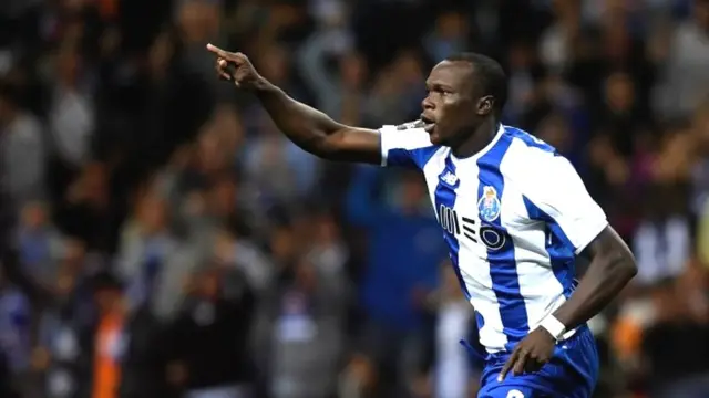 Grâce à un but du camerounais Vincent Aboubakar et à un autre but du malien Moussa Marega, le FC Porto a facilement battu Chaves 3 buts à 0.