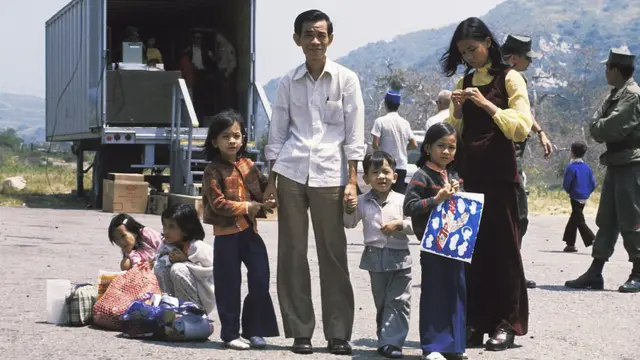 Con Gái 1975 Mệnh Gì? Khám Phá Vận Mệnh, Phong Thủy Và Cuộc Sống