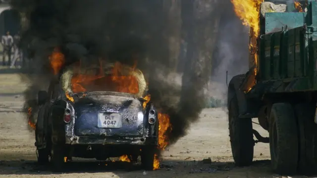 ১৯৮৪তে দিল্লিতে শিখ-বিরোধী তান্ডবে জ্বালিয়ে দেওয়া হয় বহু যানবাহন, দোকানপাট