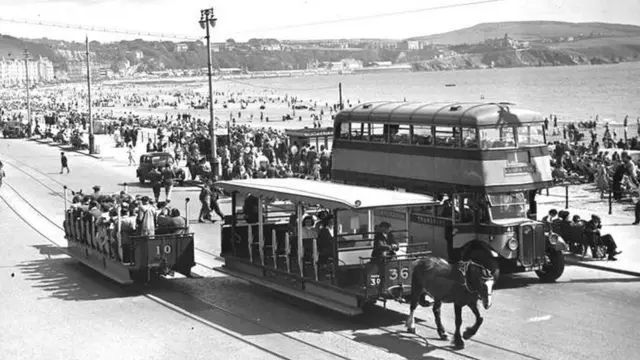 Imagen de Douglas en los años 60.