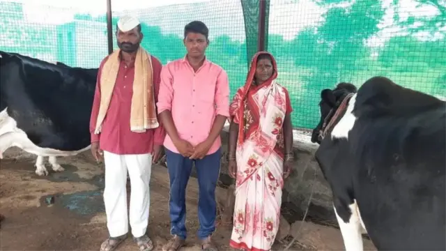 માતાપિતા સાથે સંતોષ માણે