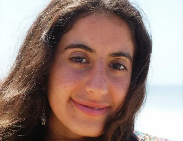 Доминик Юкенпас