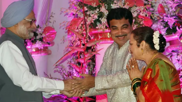 मनमोहन सिंह और गडकरी