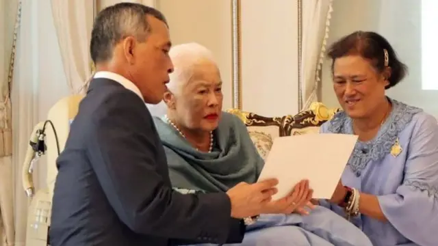 สมเด็จพระนางเจ้าสิริกิติ์ฯ