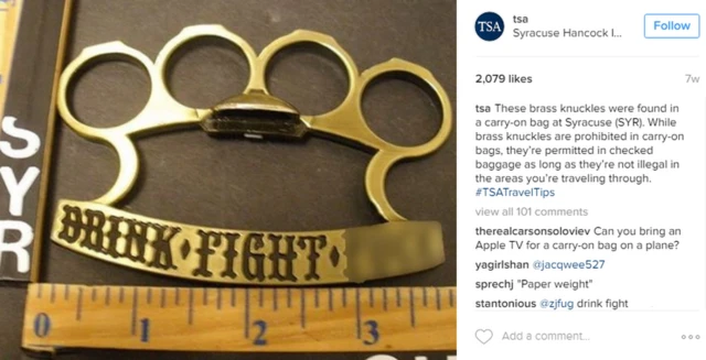 Puños americanos confiscados por la TSA.