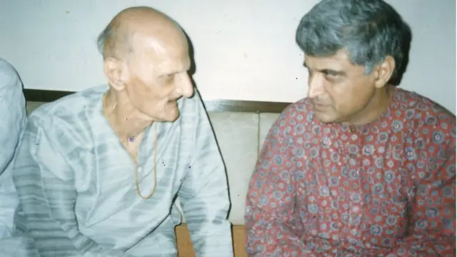 જાવેદ અખ્તર સાથે અમૃત ઘાયલ