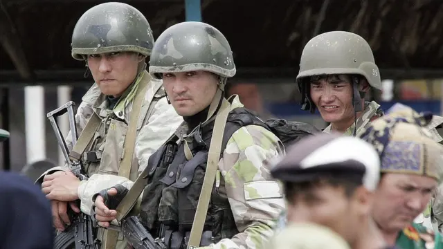 Узбексике военные