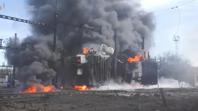 القصف الروسي مازال متواصلا لبعض المنشآت في أوكرانيا.