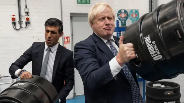 Сунак слабее Джонсона, считают британцы