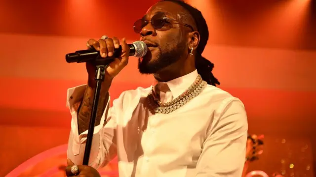 Burna Boy, chanteur Afrobeat de 28 ans, était porté favori.