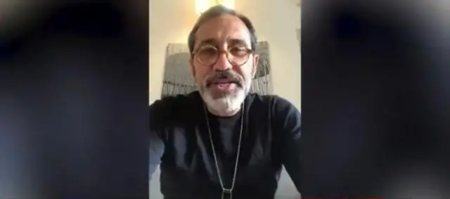 در فاصله بین دو بازداشت، آقای شرقی مرتب با خانواده خود در آمریکا در تماس بود