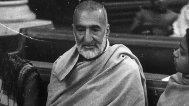 খান আবদুল গফফর খান বা 'সীমান্ত গান্ধী'