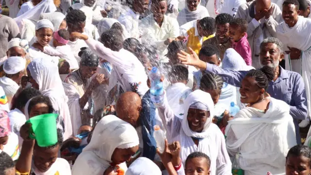 በሥፍራው ተገኝቶ የነበረው የቢቢሲ ባልደረባ በዓሉ ሰላማዊና ደማቅ እንደነበር ተመልክቷል