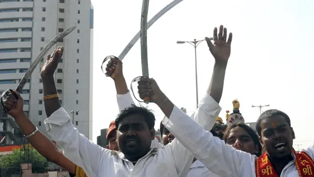 हिंदुत्व समर्थक