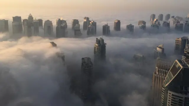 इमारतें