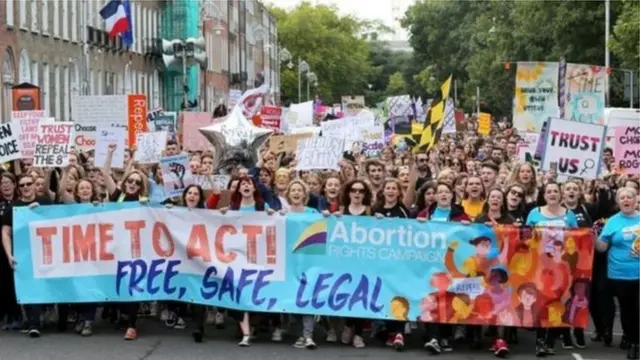 गर्भपतन