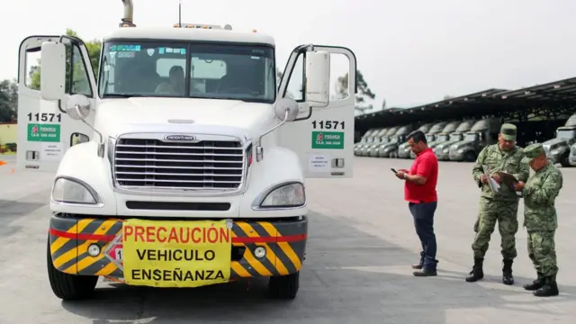 Caminhão tanque no México