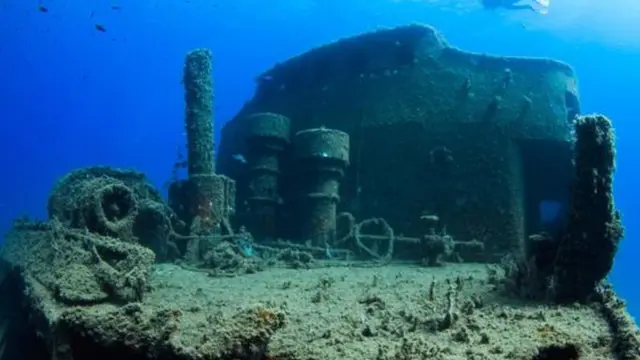 जहाज़ का मलबा