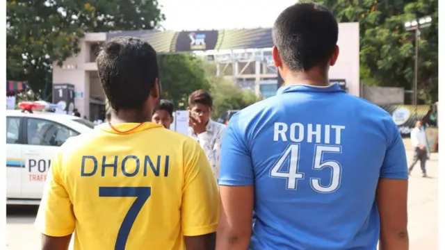 फॅन्सचा उत्साह