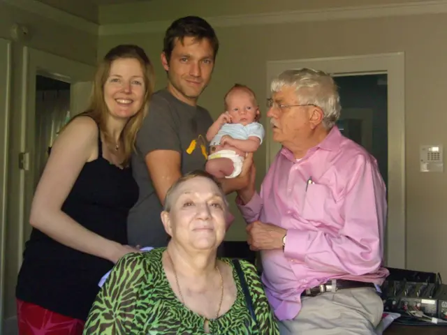 La familia de vuelta en Texas.