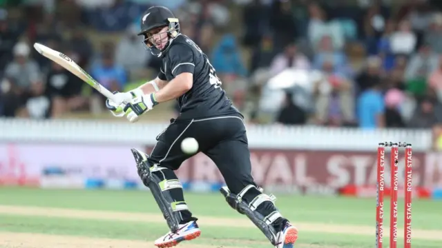 टॉम लैथम