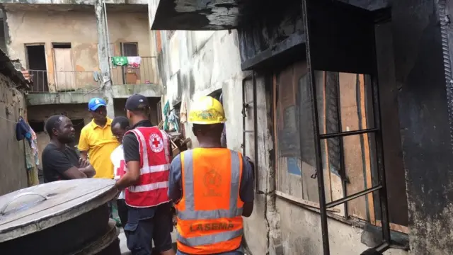 Ụlọelu dara na Bariga