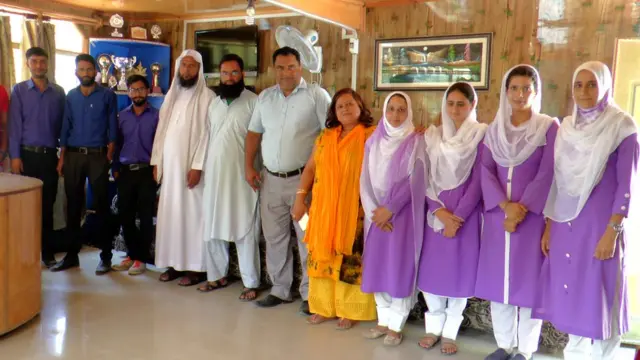 स्कूल का स्टाफ़