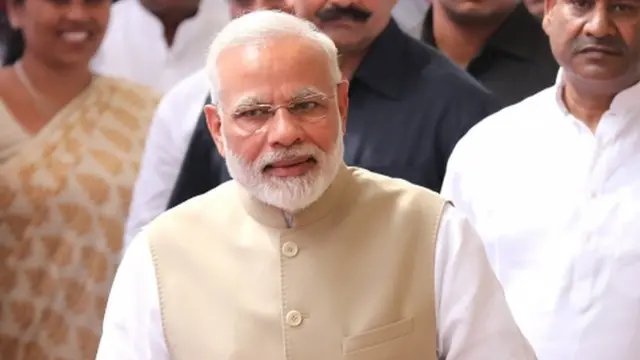 नरेंद्र मोदी