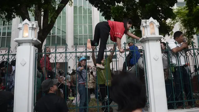 บรรยากาศการชุมนุมกลุ่มคนอยากเลือกตั้ง ก่อนวันครบรอบ 4 ปีรัฐประหาร