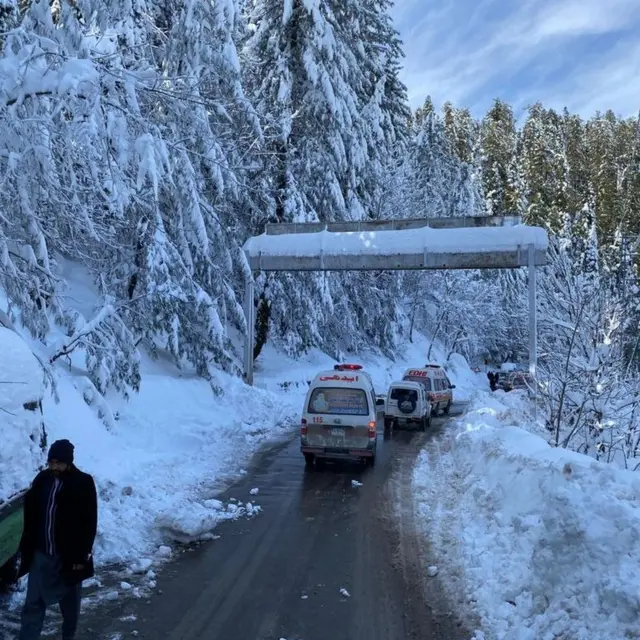 ਪਾਕਿਸਤਾਨ ਵਿੱਚ ਬਰਫ਼ਬਾਰੀ