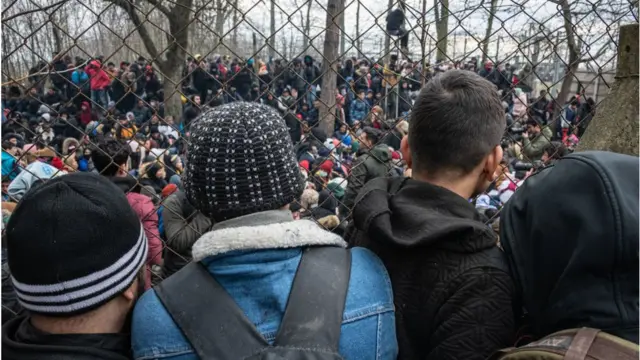 ইউরোপের সীমান্তে এরই মধ্যে হাজার হাজার অভিবাসীর ঢল নেমেছে