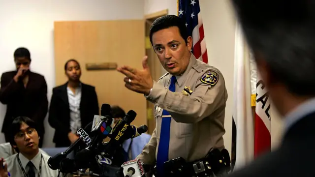 Art Acevedo cuando era patrullero en Los Ángeles, California