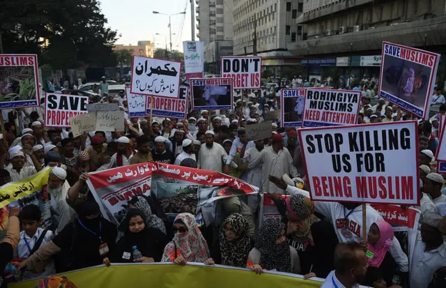 Protesta contra los abusos a los rohingya