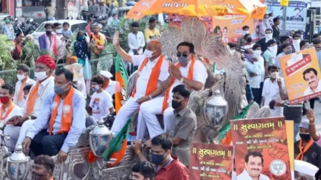 મહેસાણામાં સી. આર. પાટીલે રેલી કરી હતી