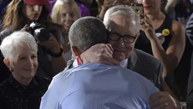 डेमोक्रैटिक पार्टी के नेता हैरी रीड