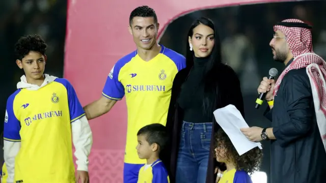 क्रिस्टियानो रोनाल्डो अपनी पार्टनर जॉर्जीना के साथ