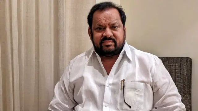 शहाजी बापू पाटील, एकनाथ शिंदे, उद्धव ठाकरे, शिवसेना