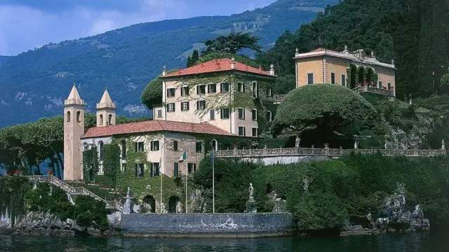 બહારથી દૃશ્ય