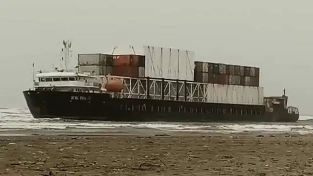 کراچی، بحری جہاز