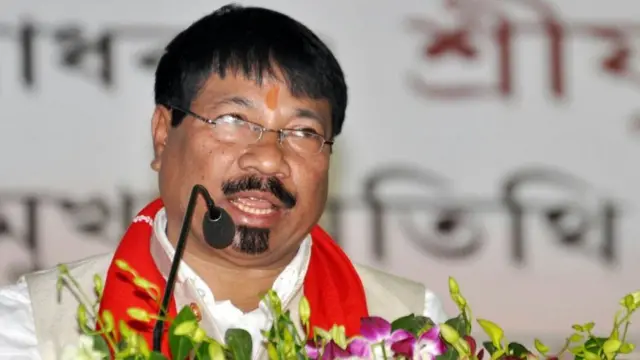 अतुल वोरा, मंत्री और असम गण परिषद के अध्यक्ष