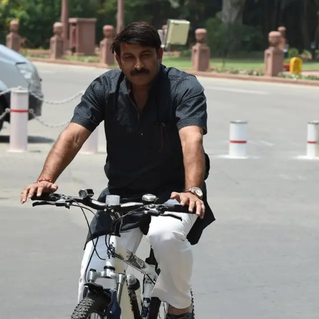 मनोज तिवारी