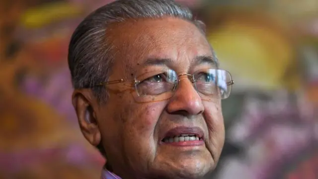 மலேசிய பிரதமராகப் பதவியேற்ற மொகிதின் யாசின்: மகாதீரை சந்திக்க மறுத்த மாமன்னர்