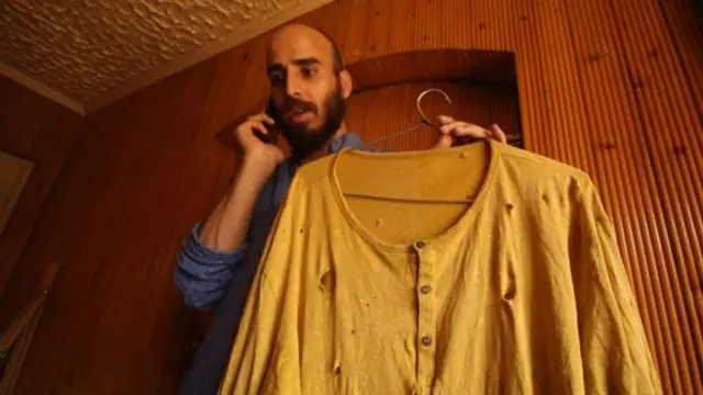 জেলখানায় বন্দী থাকার পুরো সময় ধরে এই একটি শার্টই পরে ছিলেন কামার জামান কাজি