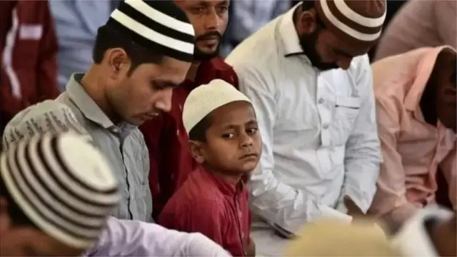 భారత్‌కు పాక్ సూచనలు