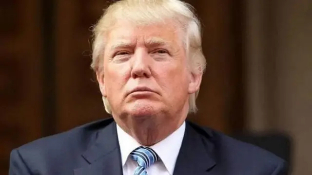 डोनाल्ड ट्रंप