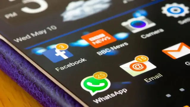 Comment les SMS exacerbent nos sentiments de stress?